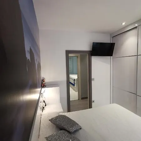 En San Sebastian Con Patio Exterior Апартаменты *