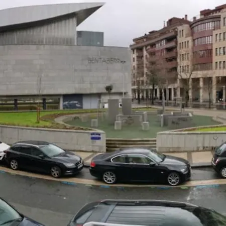 En San Sebastian Con Patio Exterior